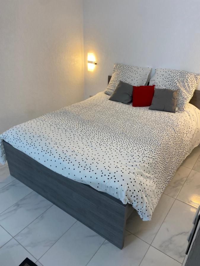 Agreable Studio A Proximite De Paris Et Henri Mondor Creteil Bagian luar foto